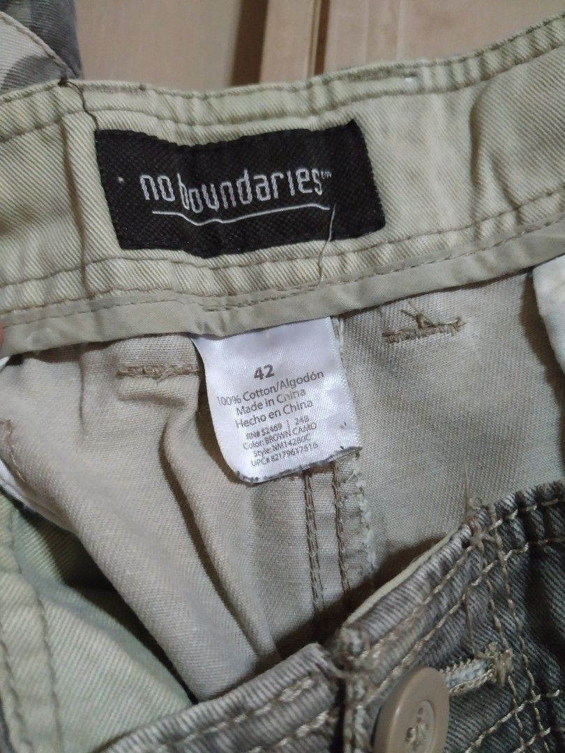 No boundaries camo cargo shorts store