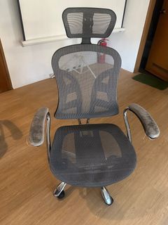 Office gaming computer chair used