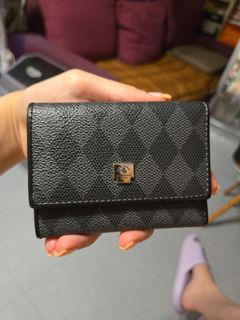 （分類：）位於 。 由 tobeesell 提交（商品編號 1292427101，圖片 1）。簡介： 。
