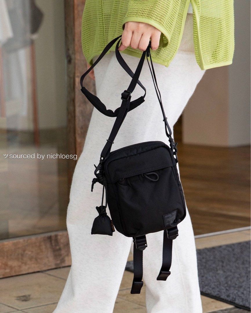 Vertical sling bag outlet