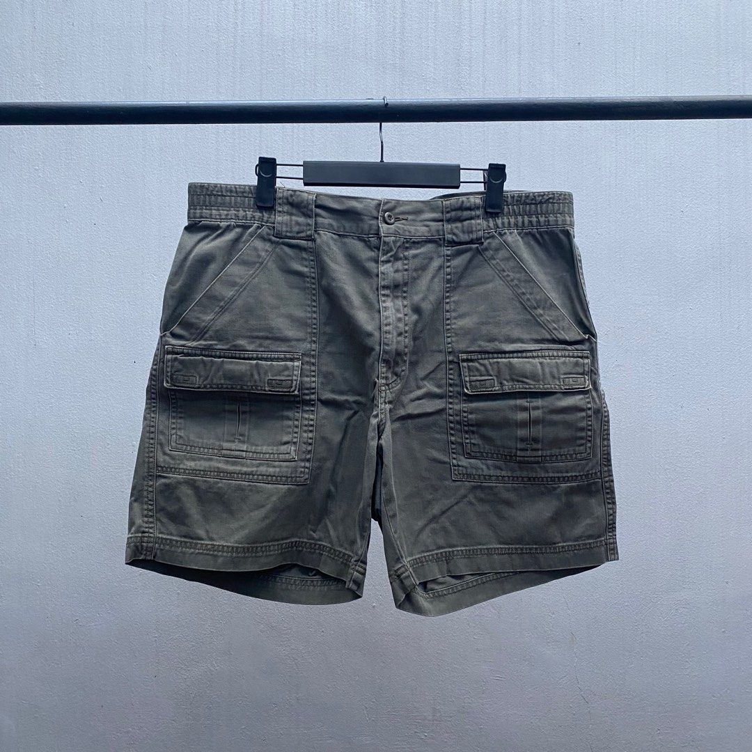 Random Cargo/Hiking Shorts (Category: Shorts) located in Quezon City. Submitted by rylledup (Listing ID 1292342600, Image 1). Description: Random Cargo/Hiking Shorts Waist: 35 Length: 17 LO: 12 Price: P300 .