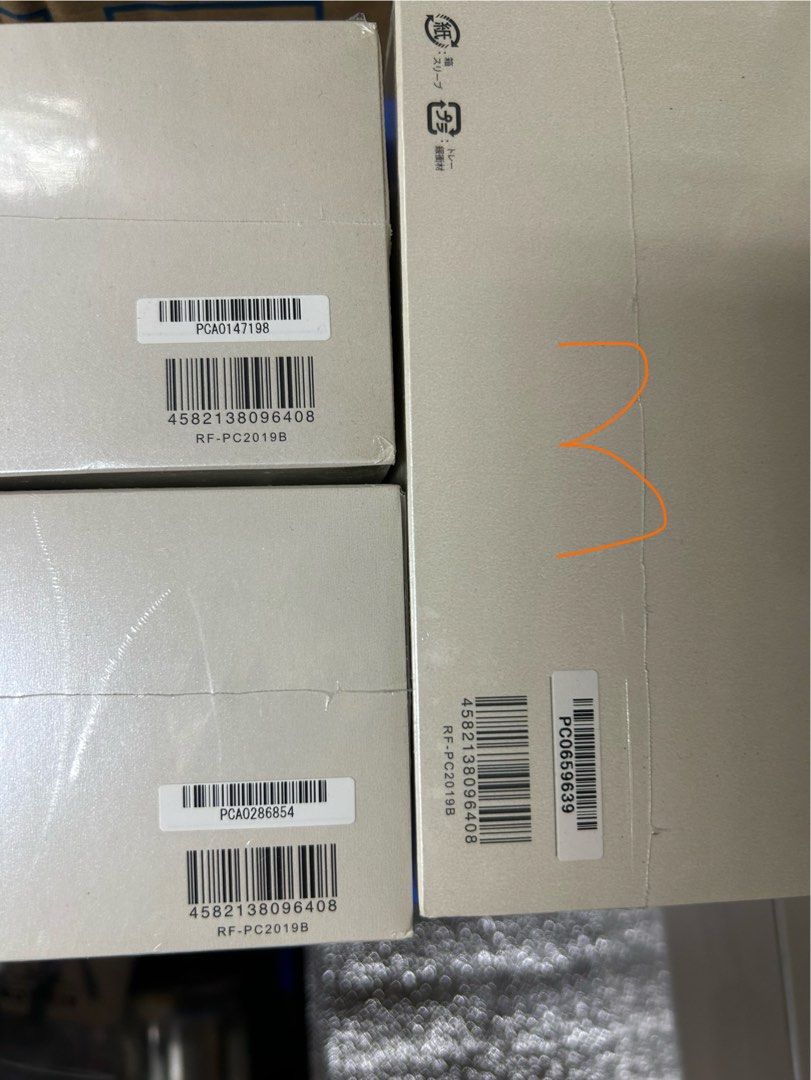 ReFa （分類：面部 - 面部護理）位於 Hong Kong。 由 ngwkf 提交（商品編號 1292338042，圖片 3）。簡介： 日本制造。