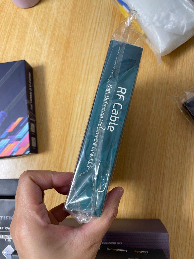 RF Cable （分類：電視組件及配件）位於 Hong Kong。 由 plmok123 提交（商品編號 1292388716，圖片 2）。簡介： 全新100%。