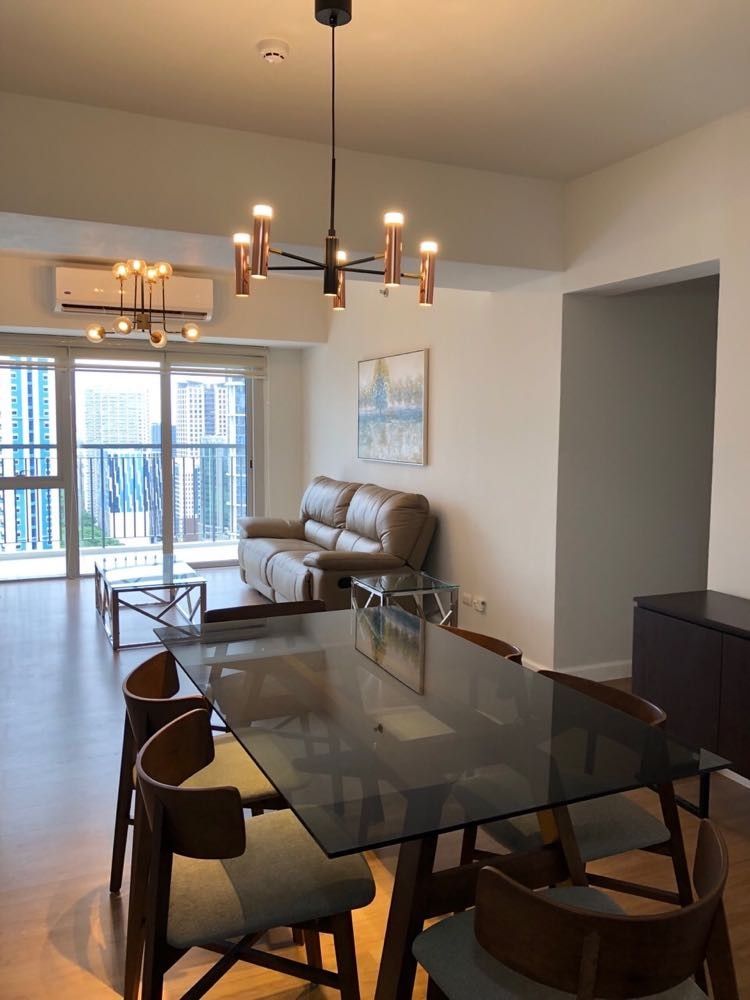 RFO, 3bedroom, Two Maridien, Bgc for Lease! (Category: Apartments & Condos) located in Makati City. Submitted by rosinie82 (Listing ID 1292331978, Image 1). Description: For Lease! Two Maridien (High Street), BGC 3bedroom with big Balcony facing park 128sqm 1 parking slot Furnished almost brand new personal lease only 160,000.00 Rocilyn G. 0917-180 8566 Rosinie Suico Remax Capital 0917-8146013.
