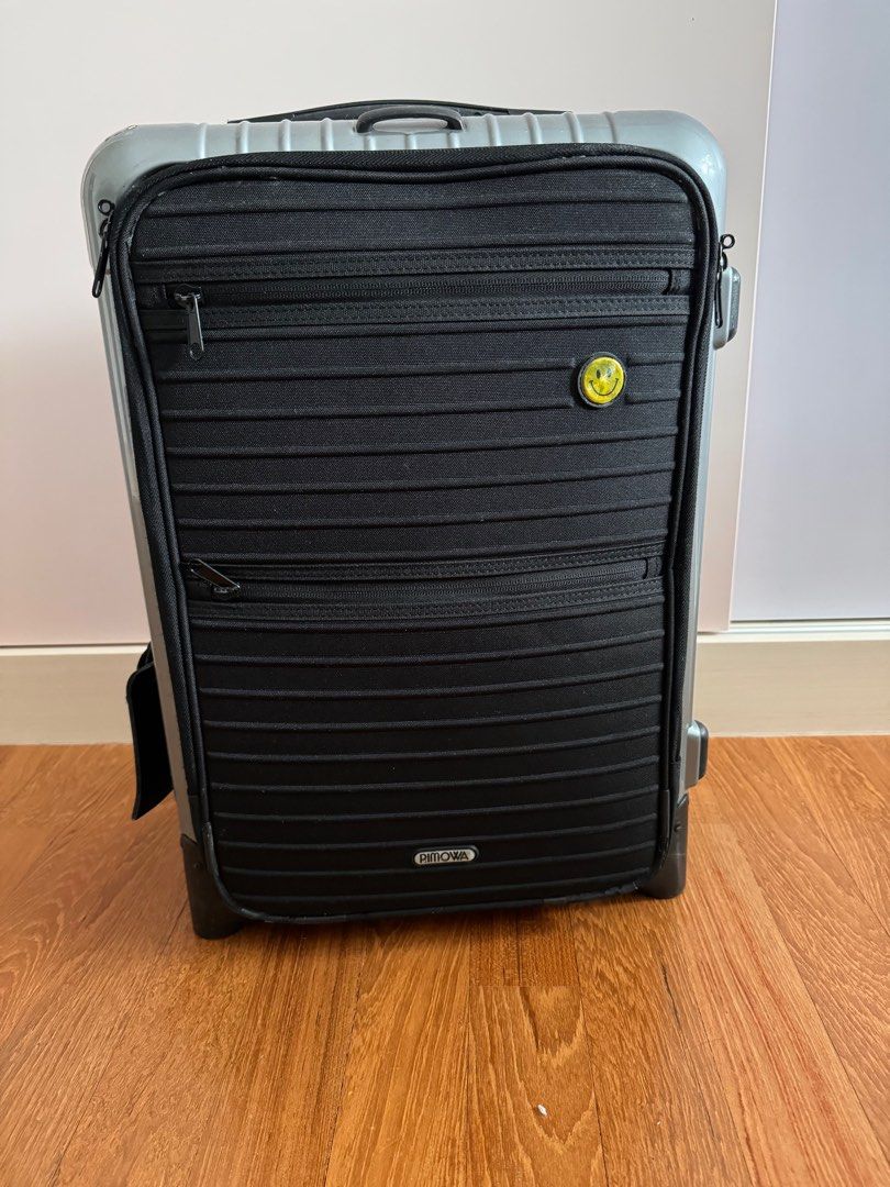 Rimowa lufthansa store bolero collection