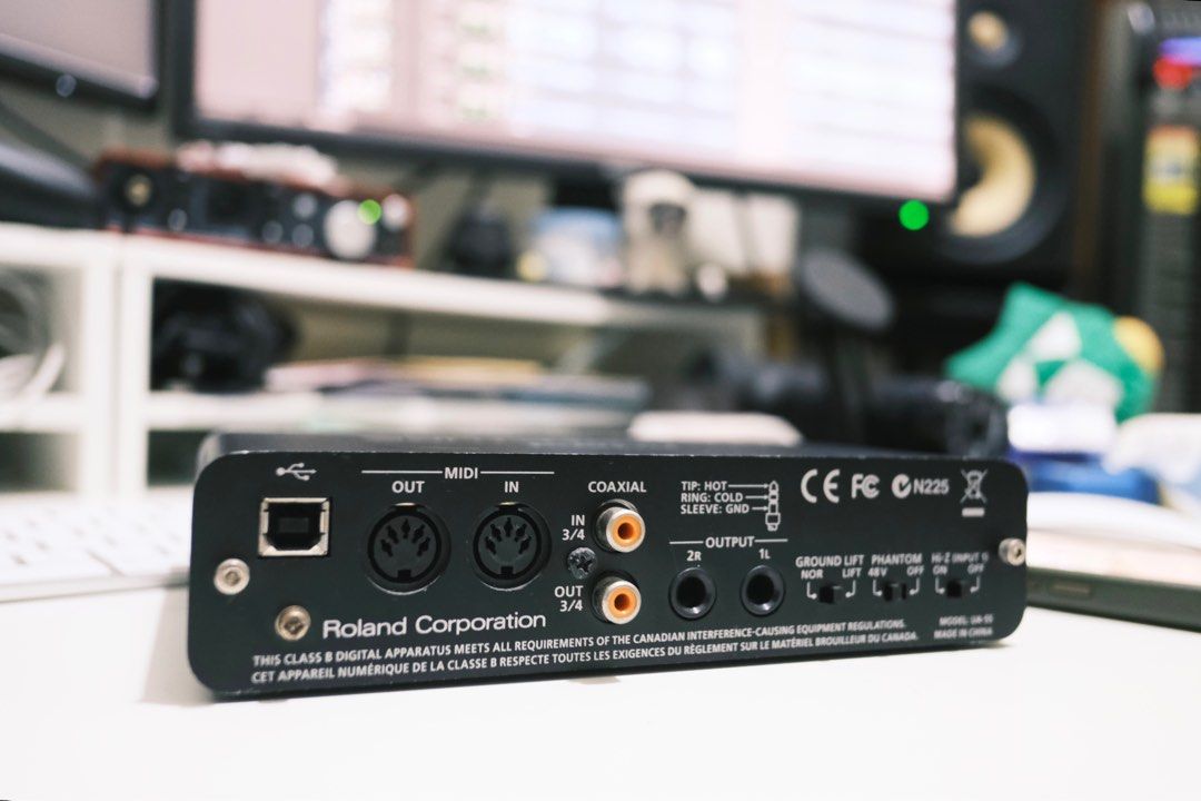 Roland quad capture analog 2x2 digital 2x2 Carousell