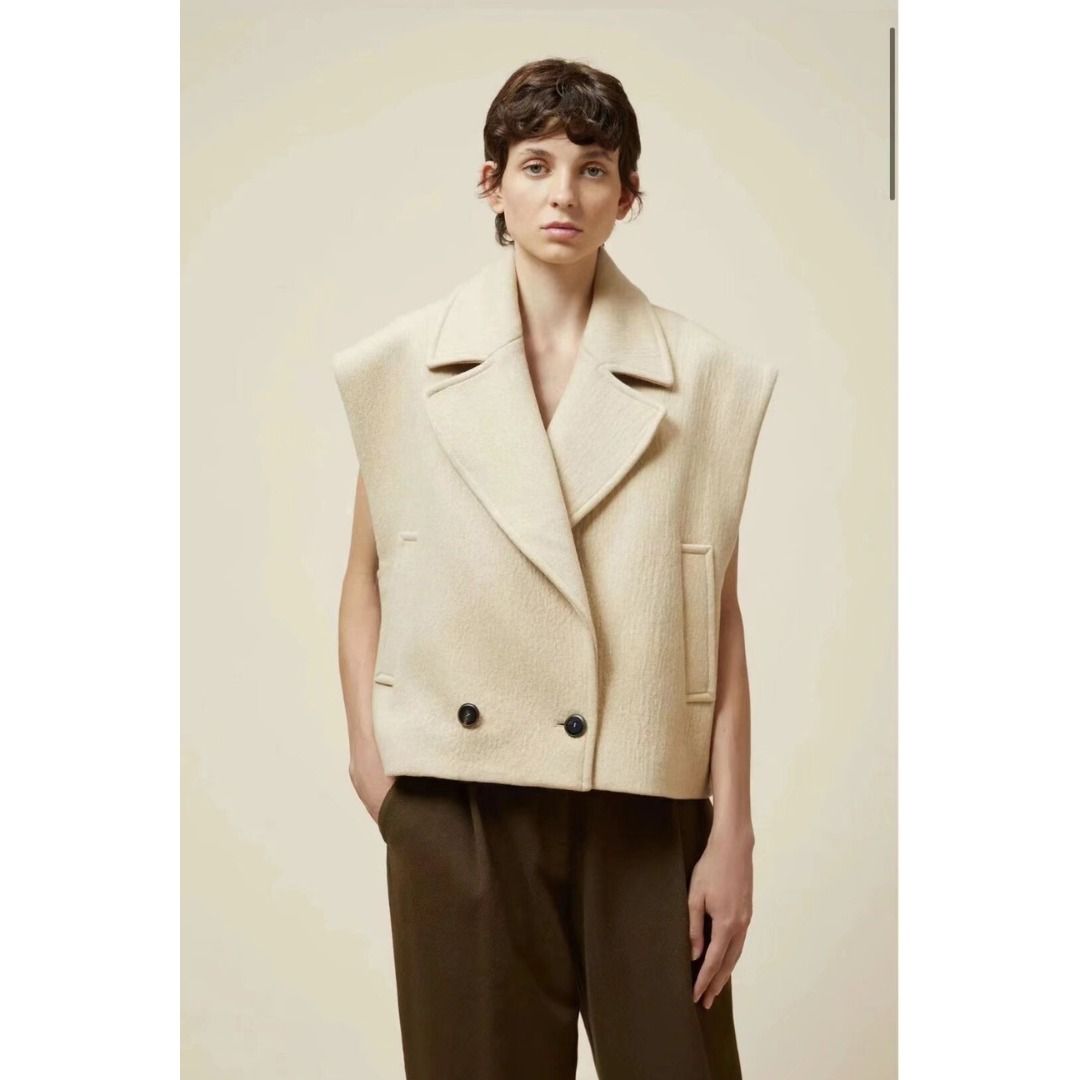 Rompi Wanita Polos Bahan Wool Warna Soft Beige Korean Sleeveless Button Vest