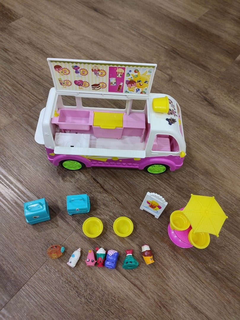 Shopkins bus 2024