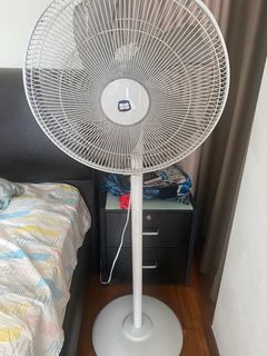 (Category: ) located in . Submitted by reliableseller01 (Listing ID 1292378840, Image 1). Description: .