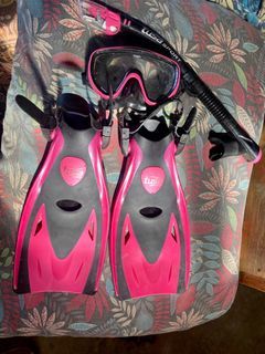 Tusa Sport Serene Snorkel Set - Small Size