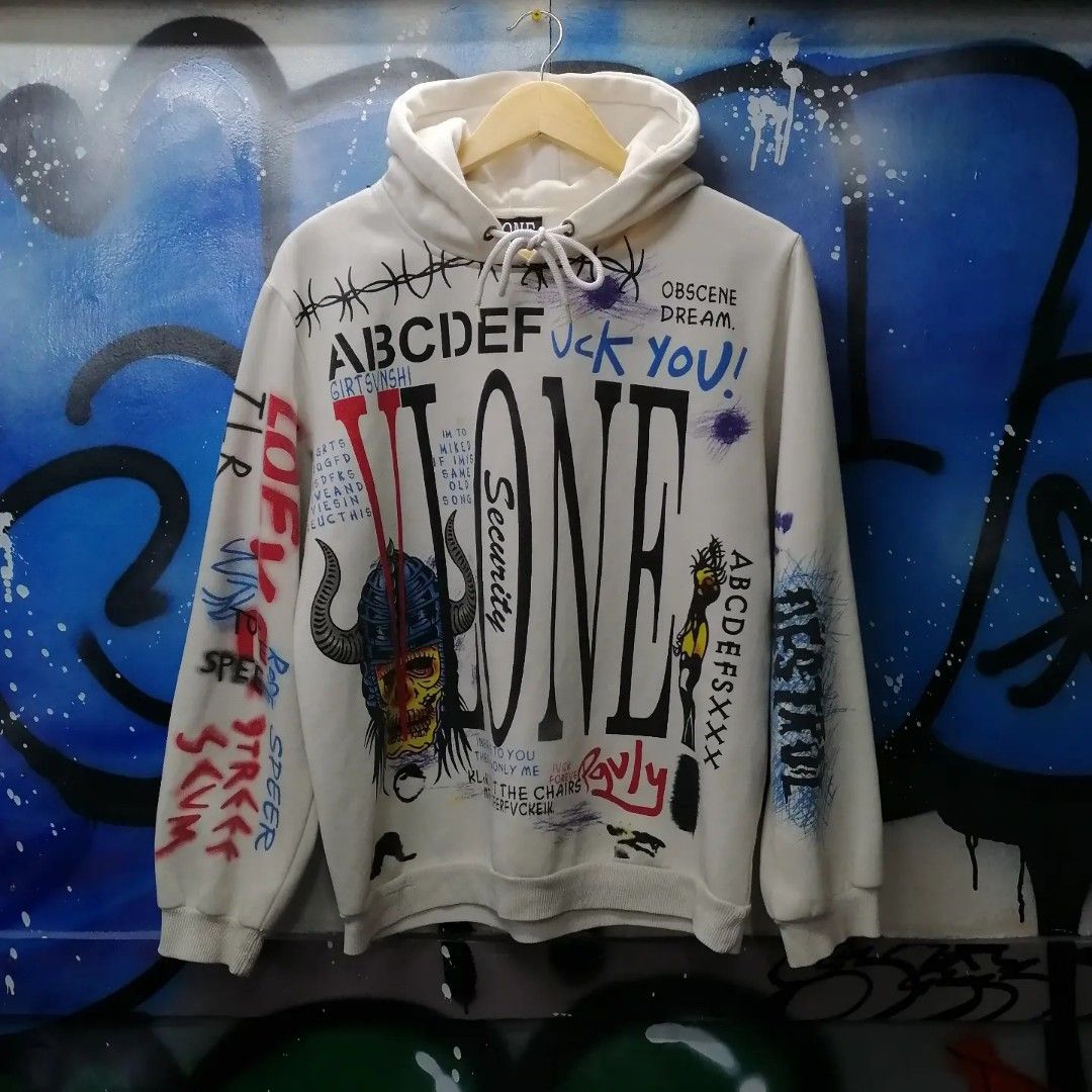 Graffiti vlone hoodie outlet