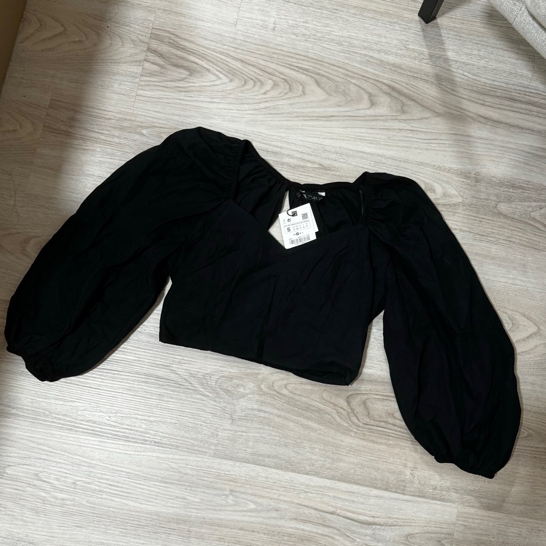 Saguaro Paisley Puff Sleeve Crop Top - Black