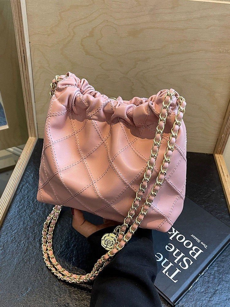 Bag women s 2024 new trendy fashionable shoulder bag chain bucket bag Women s Fashion Bags Wallets Shoulder Bags on Carousell