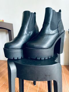 Black Chunky Ankle High Heel Chelsea Boots