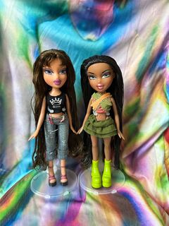 Bratz 10/10/10 10th Anniversary Party Sasha 🎉 This doll is soooo pretty! I  just went Black Friday shopping and found her at my local t