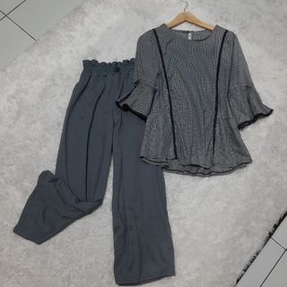 (Kategori: ) berada di . Dikirim oleh fashion_widita (ID iklan 1292617812, Gambar 1). Deskripsi: .