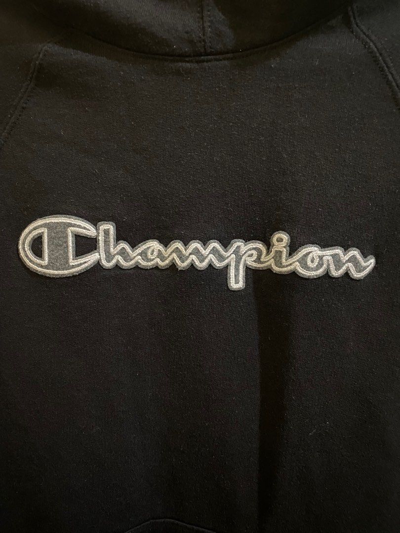 Champion Hoodie XS (Category: Coats, Jackets and Outerwear) located in Rizal. Submitted by reddd__ (Listing ID 1292558683, Image 2). Description: Legit Champion Hoodie Patched Champion logo Xs on tag for women / youth (18”W × 23” L) Color rate: 9.5/10 Issue: Missing stitch sa hoodie (See last photo) Overall in good condition Negotiable.