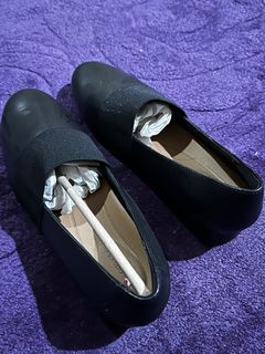 Clarks Black Shoes Sz7 US7