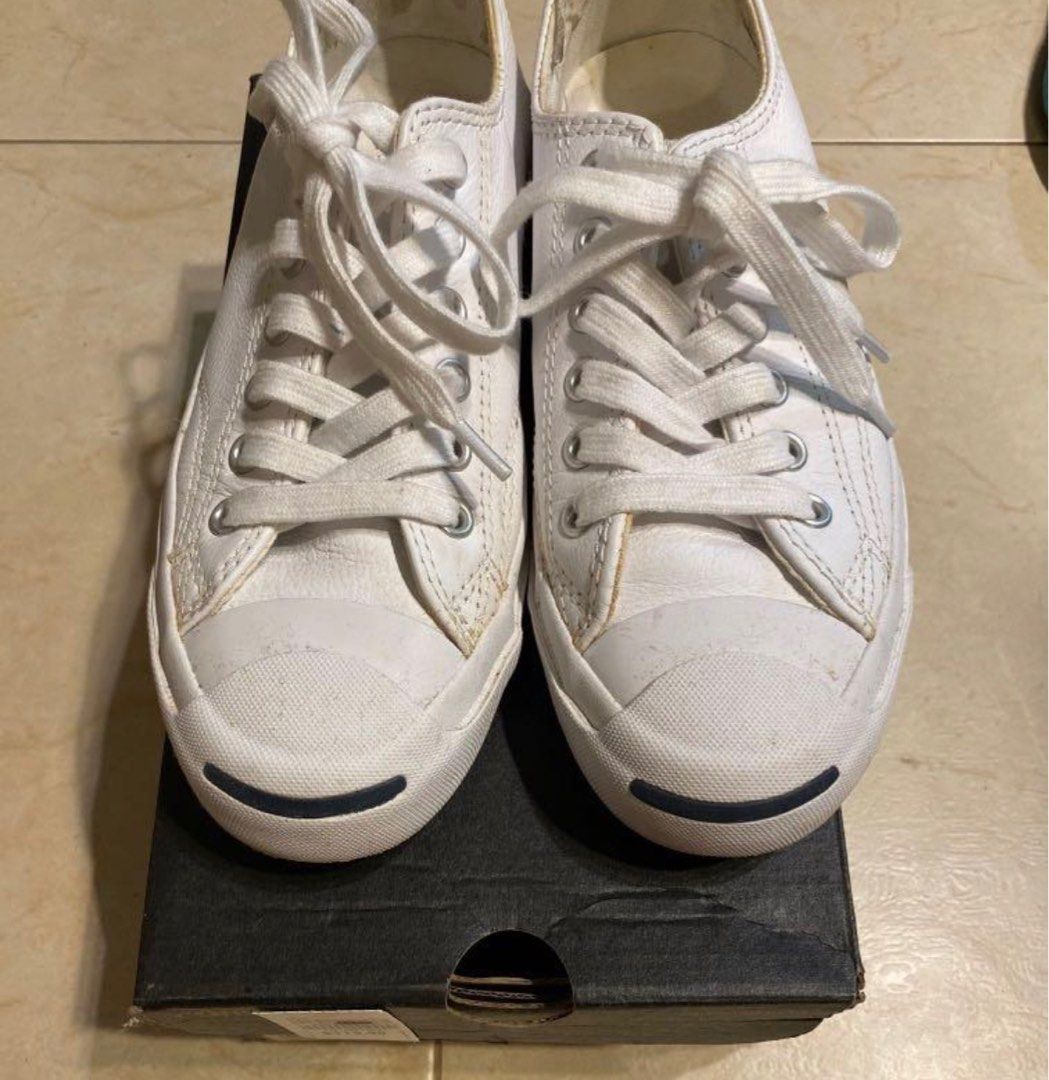 Converse sneaker size 36