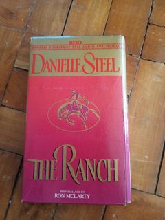 Danielle Steel "The Ranch" 1997 Audio Cassette tape  Book