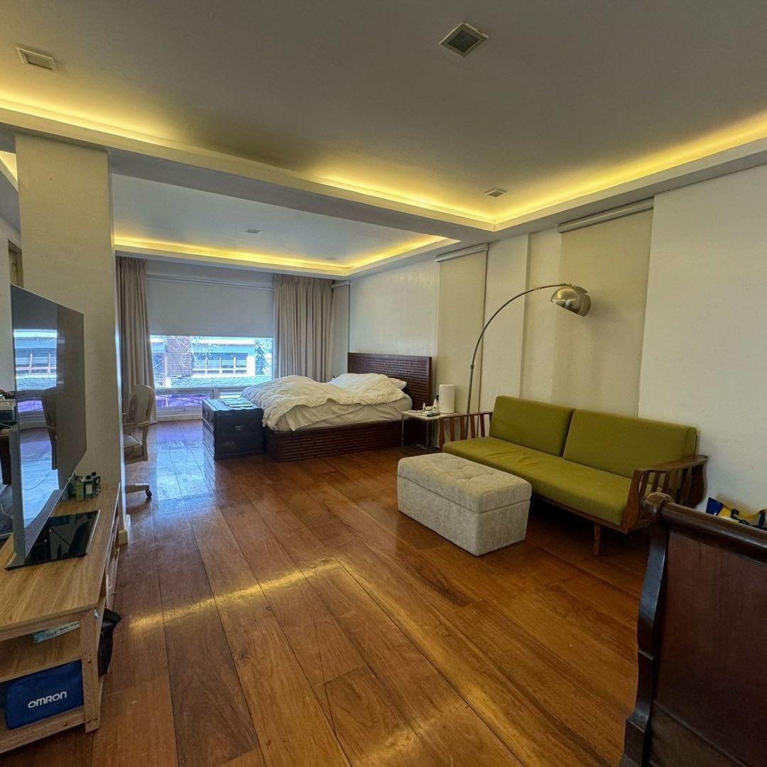 (Category: ) located in . Submitted by REMAXCapital (Listing ID 1292517626, Image 1). Description: .