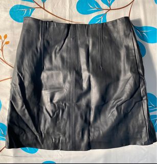 (Category: ) located in . Submitted by millies_closet (Listing ID 1292519687, Image 1). Description: .