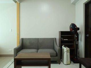 For Sale : Fully Furnished Studio Unit in One Uptown Residences BGC | APLeYX-MW
