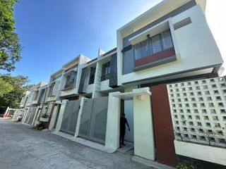 Ready for Occupancy House and Lot , Townhouse For Sale in Quezon City Edsa Munoz near SM North
