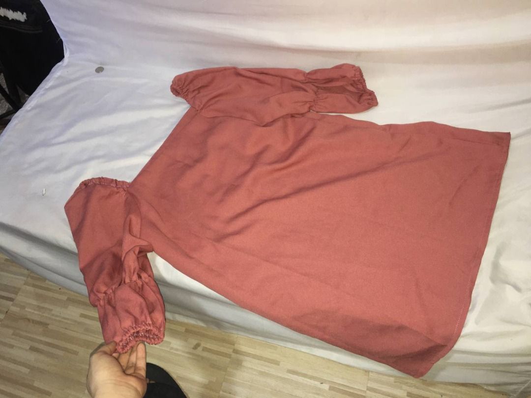 Half Sleeve Formal Rose Pink Puff Dress (Category: Dresses) located in Quezon City. Submitted by macey_store (Listing ID 1292532017, Image 2). Description: Half Sleeve Formal Rose Pink Puff Dress Fits Small to Medium .