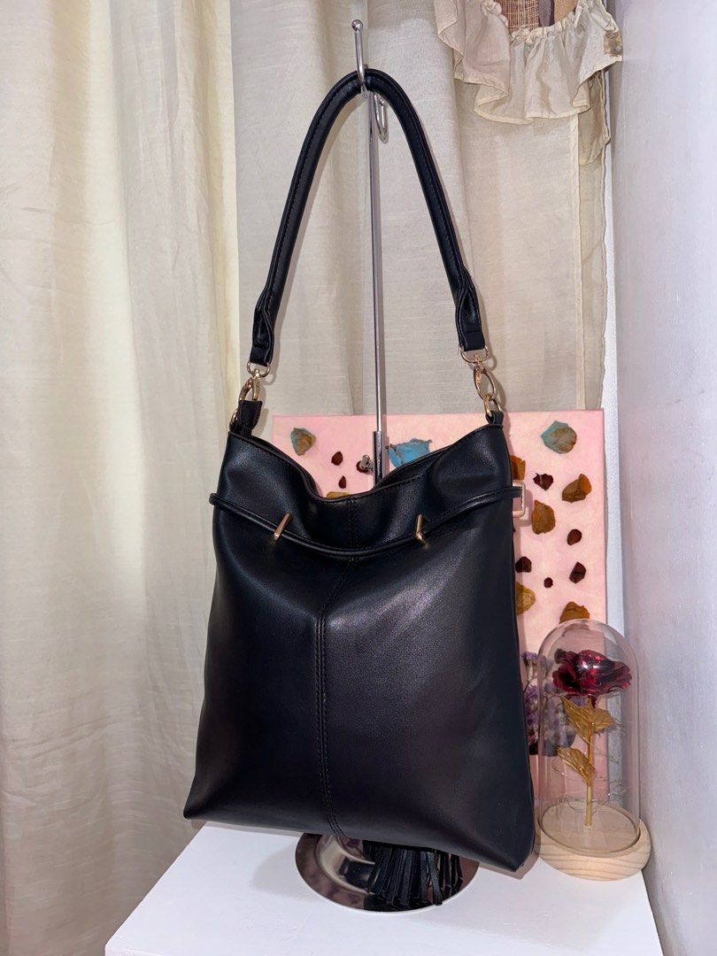 Hobo Bag Ashley Jade US BRAND Luxury Bags Wallets on Carousell
