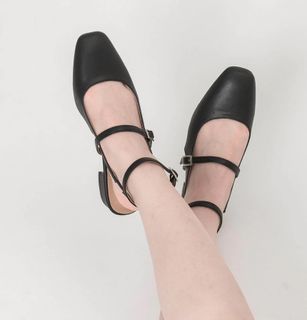 Hue Manila Black Ankle Strap Ballerina Leather Shoes