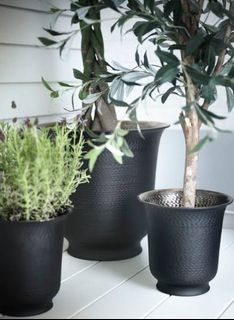 Ikea Hasselnot hammered metal black plant pot