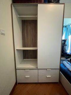 （分類：）位於 。 由 hkres1998 提交（商品編號 1292483725，圖片 1）。簡介： 。