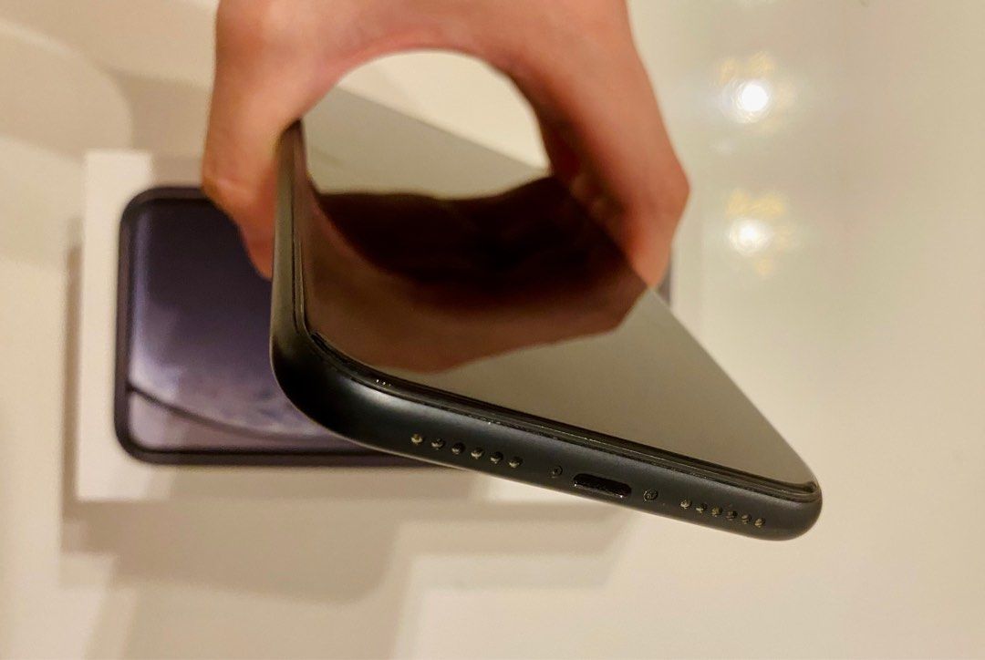 iPhone XR (128gb) - Black (Category: iPhone X Series) located in Paranaque City. Submitted by docyp (Listing ID 1292601674, Image 3). Description: For sale! 📱 iPhone XR (128gb) - Black General condition: 8/10 Unlocked Camera works fine! No issues with the Face ID No major dents Comes with the original box and manuals No history of repair RFS: This was my mom’s phone (mainly used for FB) and she was able to get a new one so benta nalang :) Issues