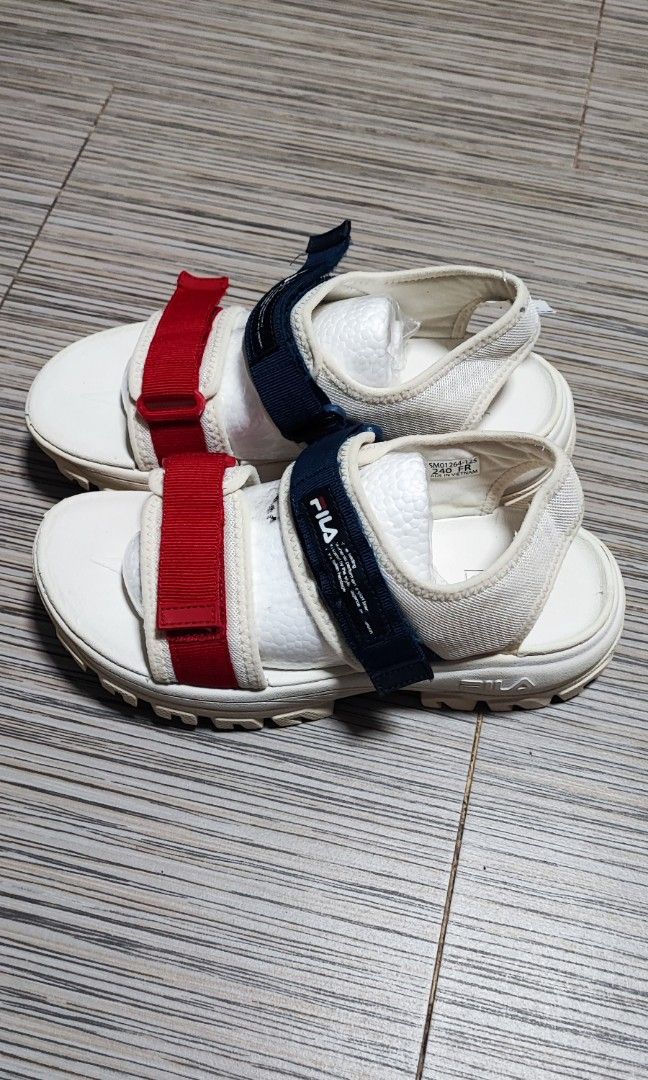 Kasut FILA ori Women s Fashion Footwear Sandals on Carousell