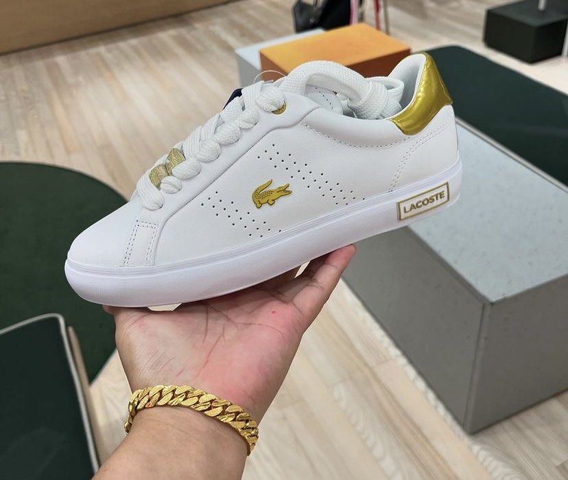 Lacoste women shoes (Category: Sneakers) located in Quezon City. Submitted by ohitsnhalen (Listing ID 1292572062, Image 1). Description: 4300-5200 Laguna/qc No cod.