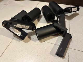（分類：）位於 。 由 LightLightLightStore 提交（商品編號 1292510472，圖片 1）。簡介： 。