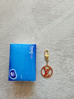 （分類：）位於 。 由 epic.cc 提交（商品編號 1292486234，圖片 1）。簡介： 。