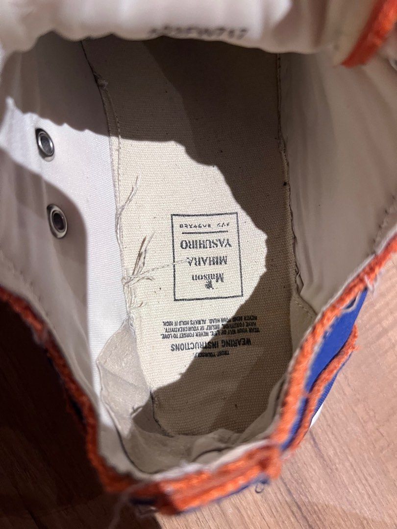 MAISON MIHARA YASYHURO SIZE 40 (Category: Sneakers) located in Makati City. Submitted by bonjamora (Listing ID 1292589906, Image 3). Description: Used once only check sole for proof. rfs: need school funds Ship via lalamove .