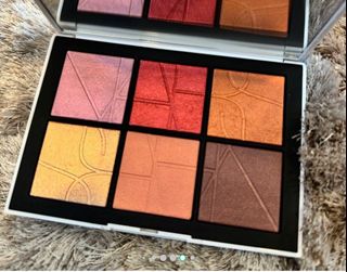 (Category: ) located in . Submitted by auntiesalad (Listing ID 1292586720, Image 1). Description: .