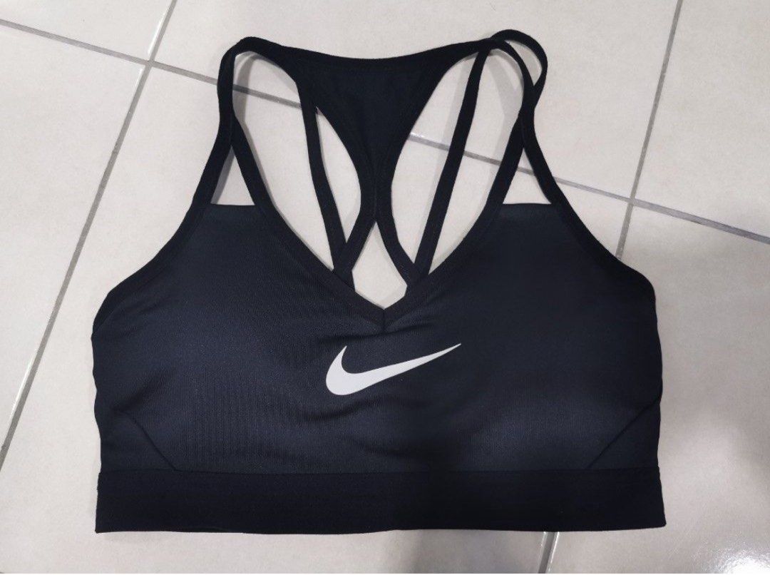 NIKE Air Indy Logo Tape Y Binding Sports Bra in Black Size M, Women's  Fashion, Activewear on Carousell