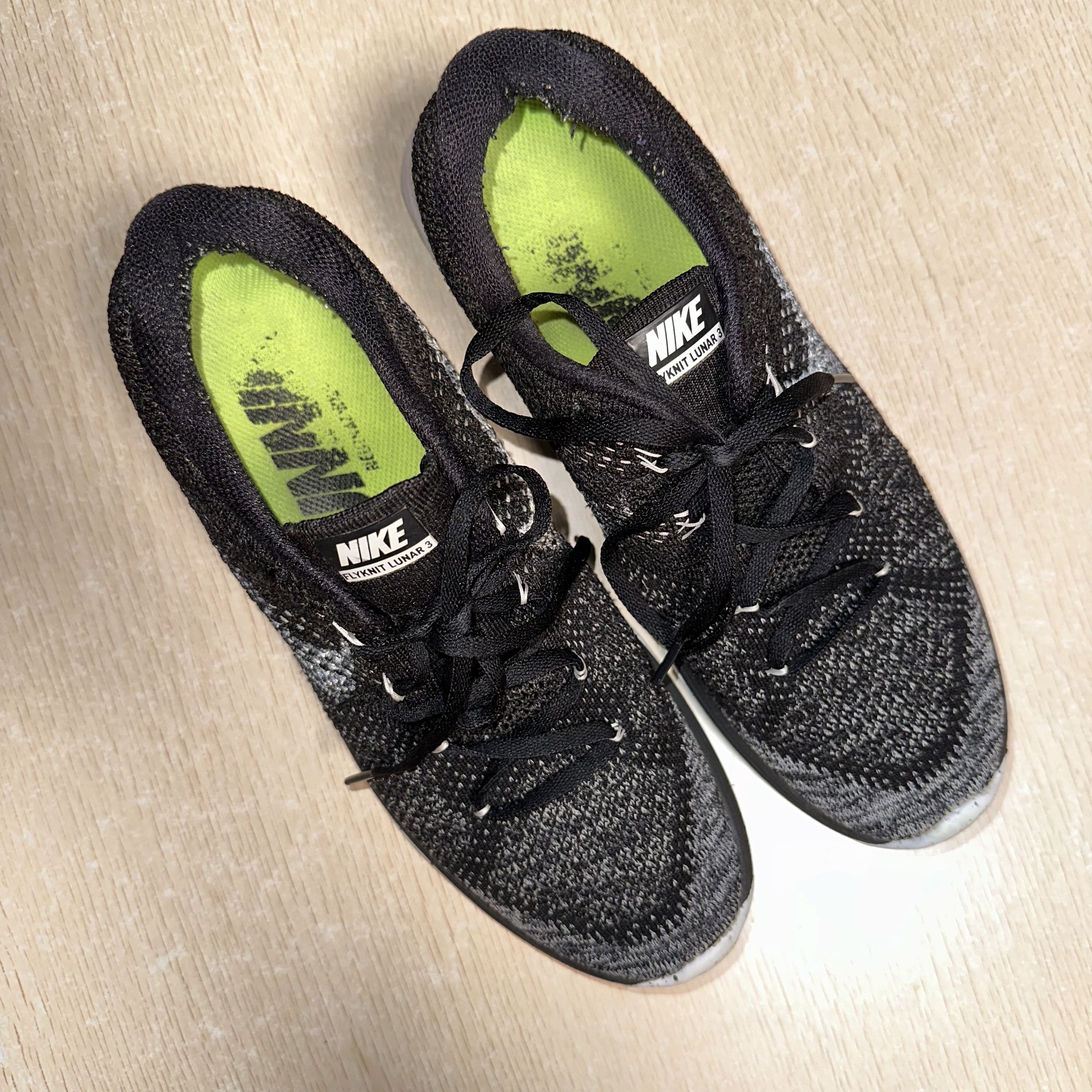 Nike flyknit lunar 3 oreo top