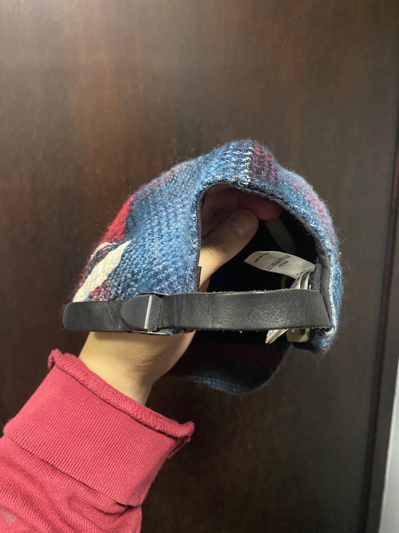 Off white cap （分類：棒球帽、帽）位於 Hong Kong。 由 bernardmola 提交（商品編號 1292496289，圖片 2）。簡介： Off white cap 格仔偏厚料 。
