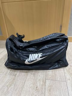 NIKE Brasilia Winterized Training Duffel Bag (Medium, 44L) black