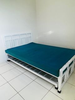 PULL OUT DOUBLE BED FRAME & URATEX FOAM