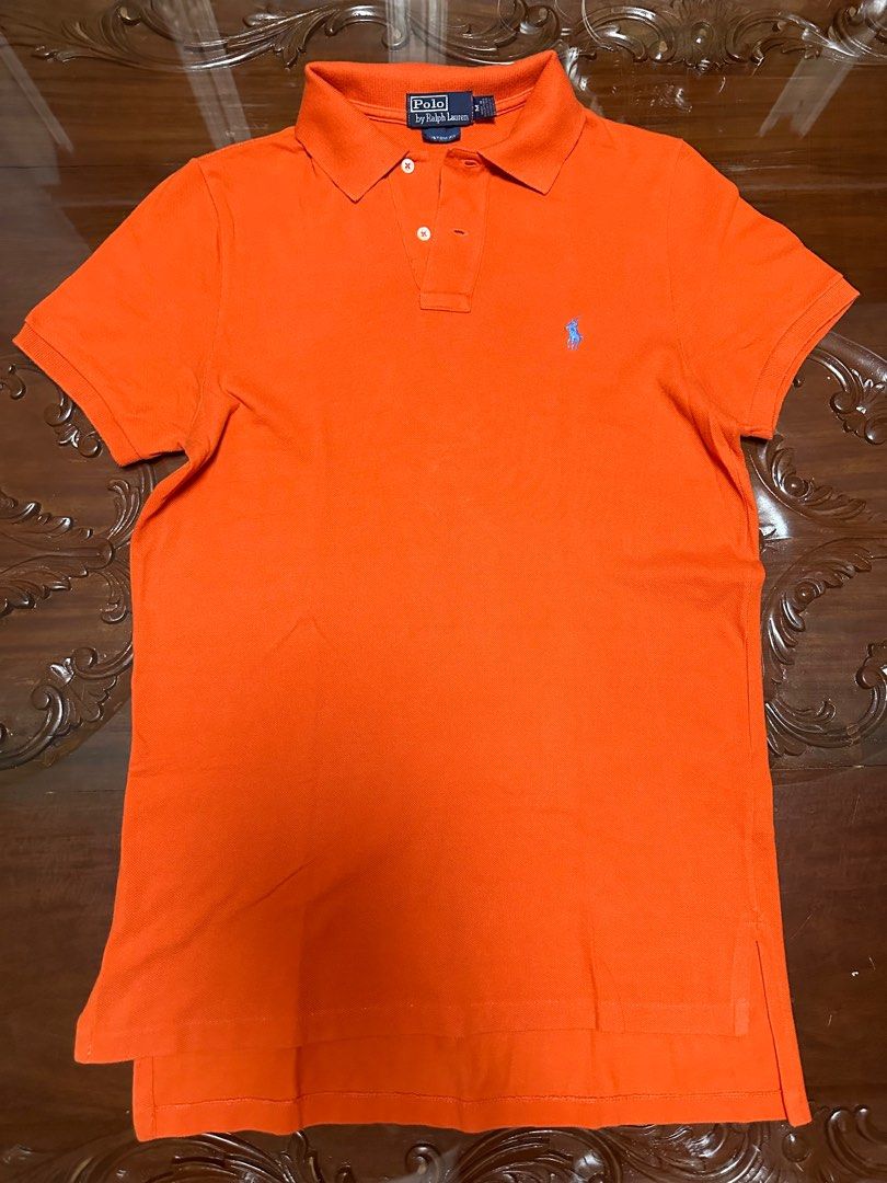 Ralph Lauren Polo shirt (Category: Tshirts & Polo Shirts ) located in Quezon City. Submitted by magmon (Listing ID 1292603154, Image 1). Description: Ralph Lauren polo shirt 19 inch width, 27 inch lenght In good condition Rfs:gained weight.