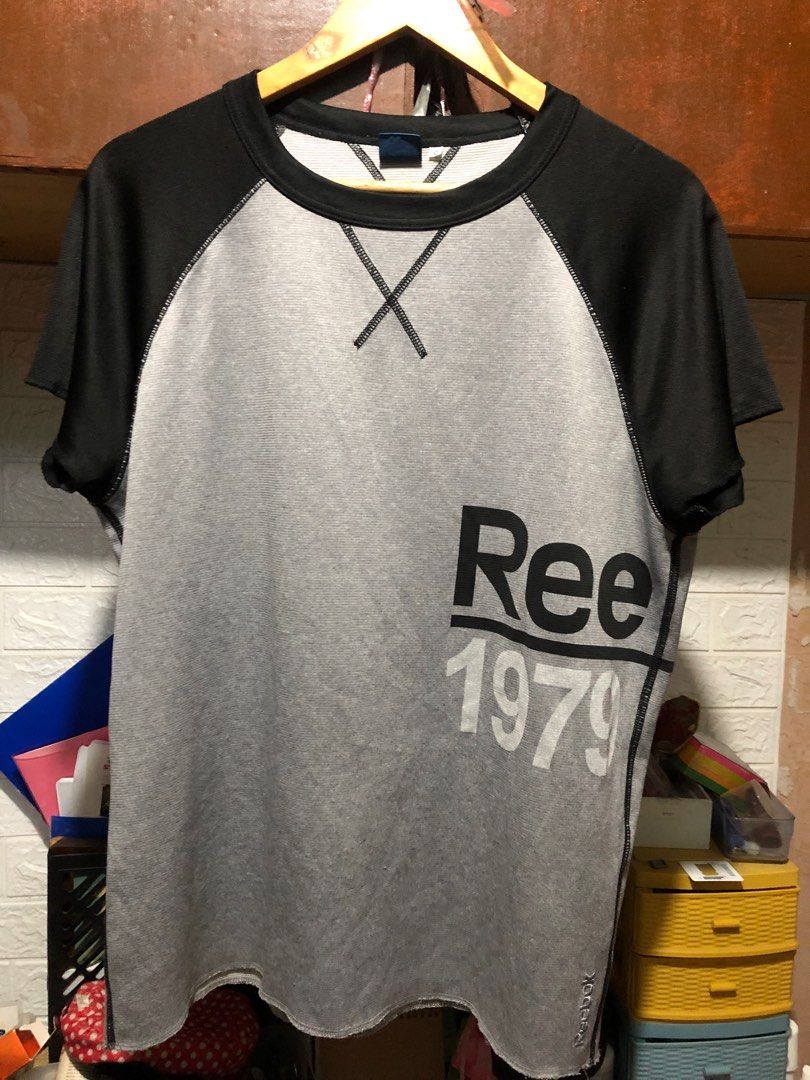 reebok shirt (Category: Tshirts & Polo Shirts ) located in Manila. Submitted by heyymmich (Listing ID 1292621266, Image 1). Description: can fit Large 📍Manila City 📌Grab, Lalamove, GGX.