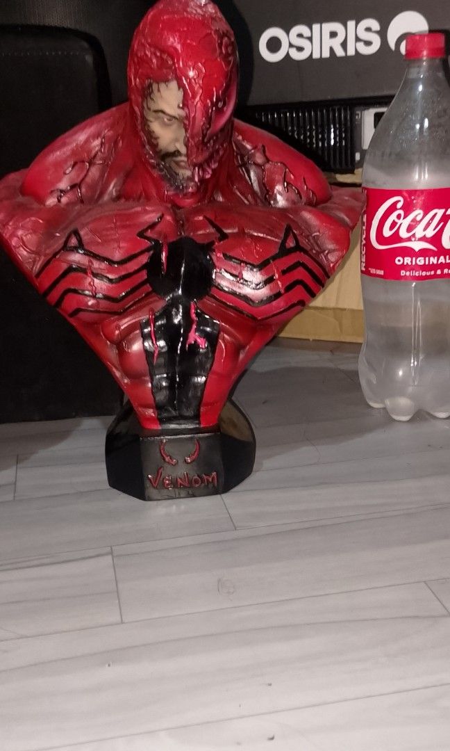 resin venum carnage (Category: Figurines & Statues) located in Quezon City. Submitted by heartjunkyard (Listing ID 1292466091, Image 1). Description: local artist pm sa interesado.