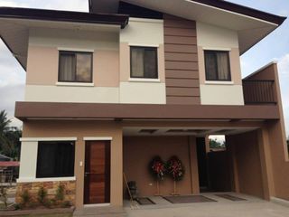 RFO 4- bedroom single detached house and lot in South City Homes Minglanilla Cebu