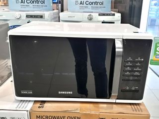 (Category: ) located in . Submitted by francohomeappliancestrading (Listing ID 1066105808, Image 1). Description: .